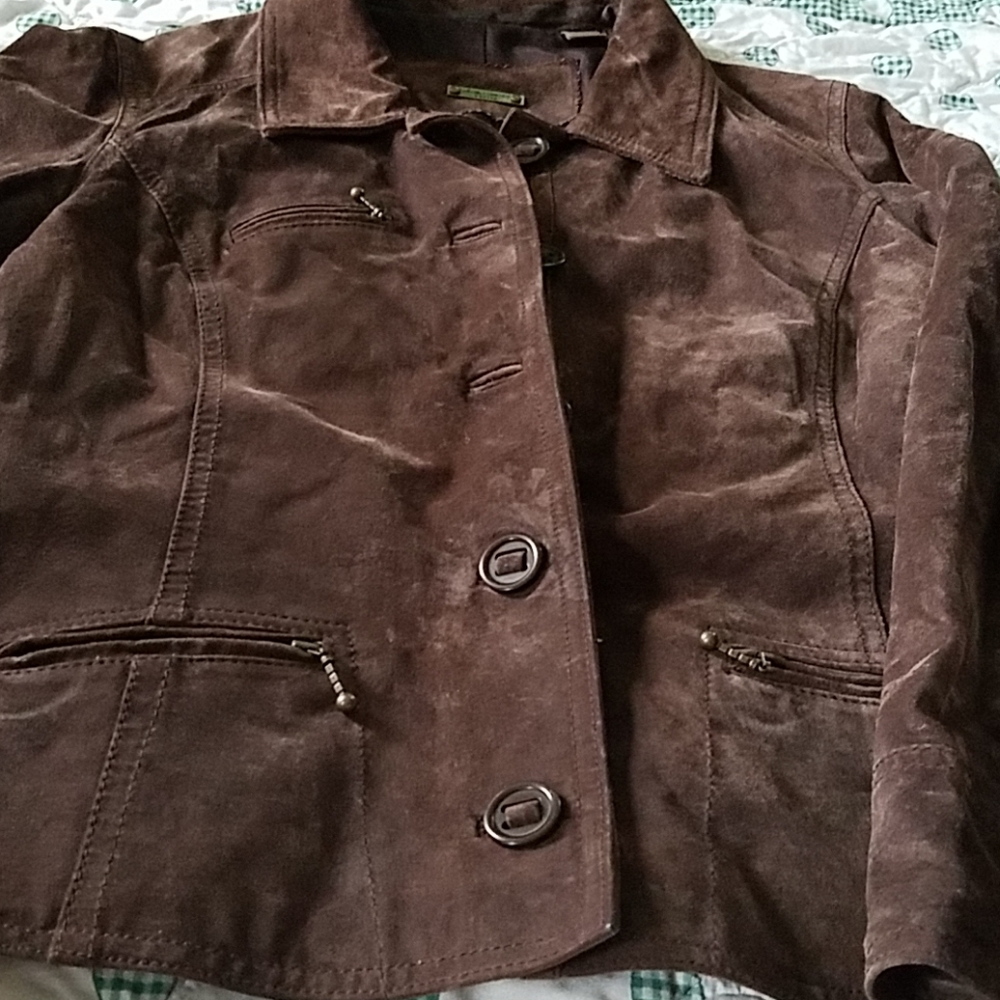 Leather jacket - Picture 3 of 8